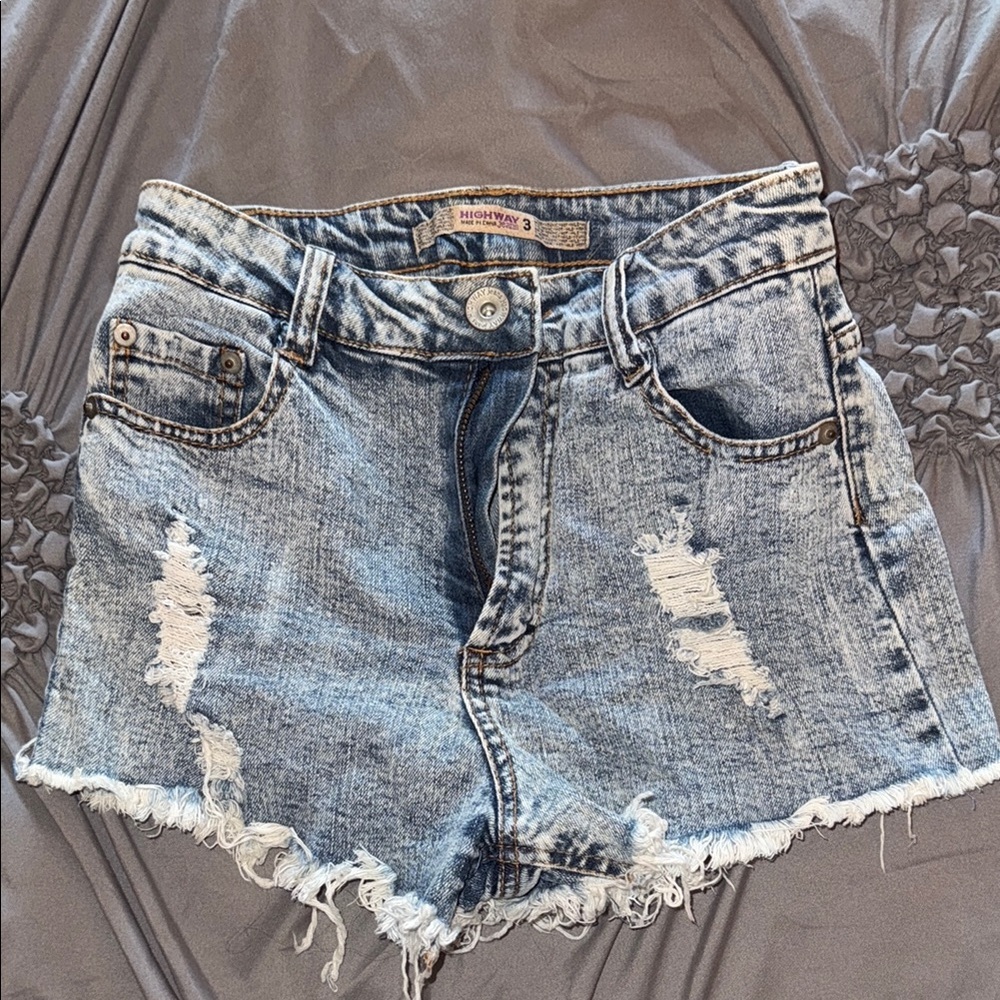 Trendy Distressed Jean Shorts - Light Blue